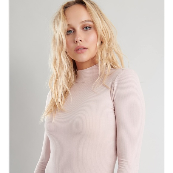 Open-back Garage bodysuit - Picture 4 of 6